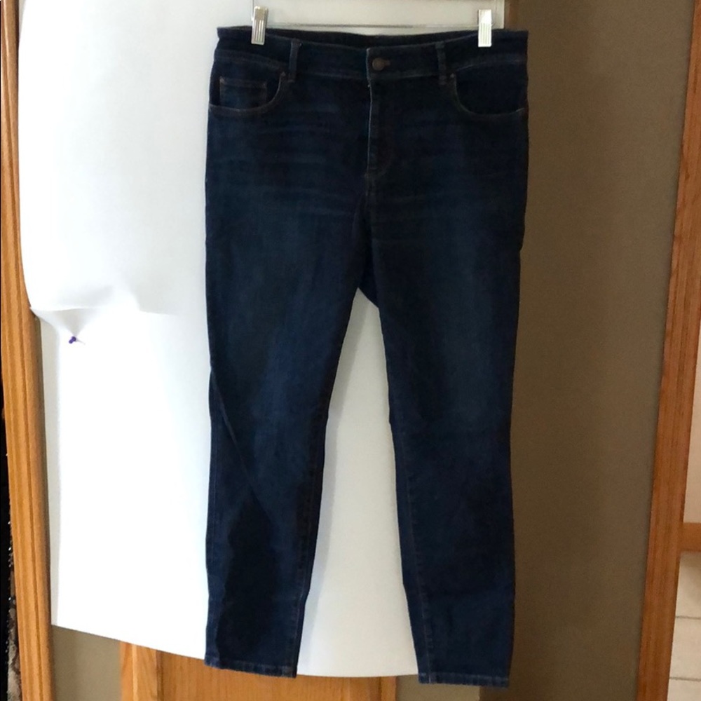 Ann Taylor medium wash skinny jeans